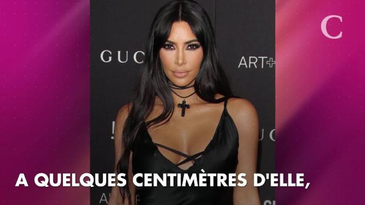 PHOTOS. Kim et Kourtney Kardashian, deux sœurs jumelles en total look noir pour le gala du LACMA