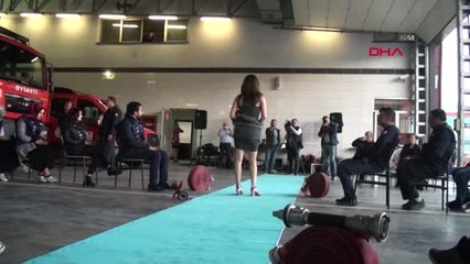 İtfaiyede Düzenlenen Defile, Daire Başkanını Görevden Etti - 2 - Ek Görüntü