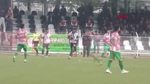 Denizli Nijeryalı Genç Futbolcu Sahada Kalbine Yenildi