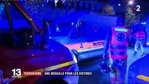 Terrorisme : les victimes d'attentats reçoivent une médaille de la reconnaissance