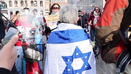 Hollanda'da Filistin gösterisinde İsrail taraftarından provokasyon - AMSTERDAM