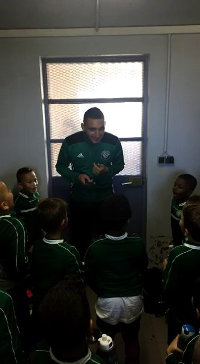 Jordan en animateur de centre aéré avec ses u6/u7 (suite)