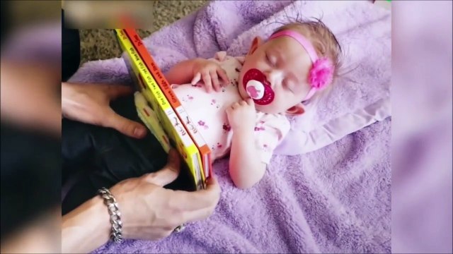 Ce papa découpe son bébé en deux... Tour de magie terrifiant