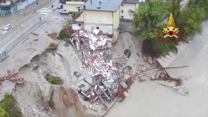 Descargar video: Schock in Italien über mindestens 30 Tote durch Unwetter