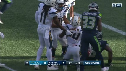 Chargers' kick return goes awry, Seahawks make tackle at 6-yard line