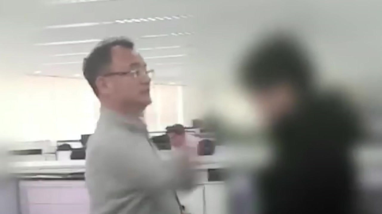 폭행 피해자 "양진호, 엽기 폭행 뒤 '선심 썼다' 연락" / YTN