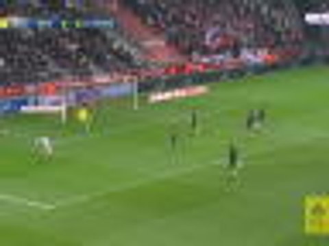 Classy Cafaro adds to Henry woes