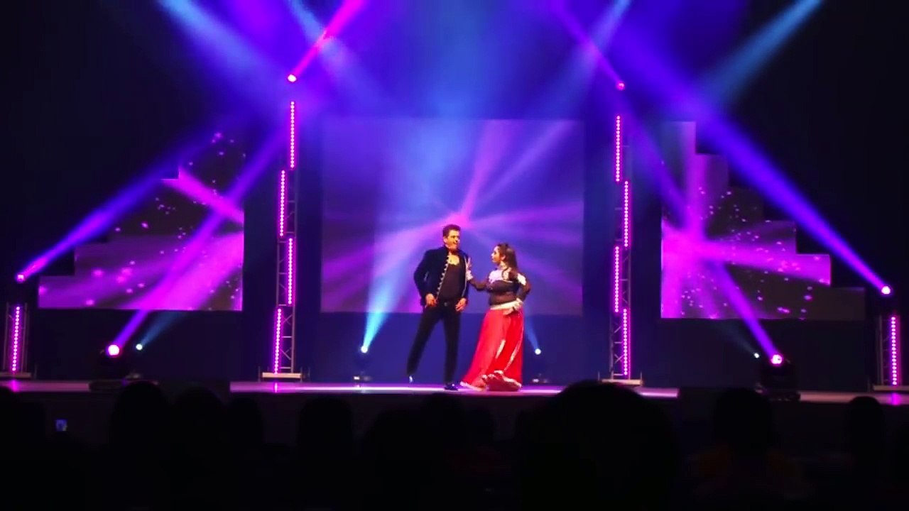 Ravi Kishan&Rani Chattergi @Live Stage Show