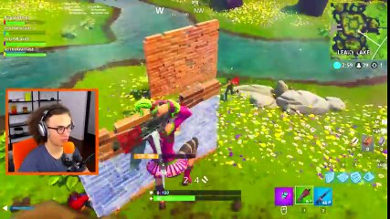 HOW I SURVIVED THE CUBE EXPLOSION in Fortnite Battle Royale