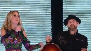 ‘Babe’ live for the first time in Dallas!!!! THIS WAS SO MUCH FUN. Sugarland Jennifer Nettles Kristian Bush
