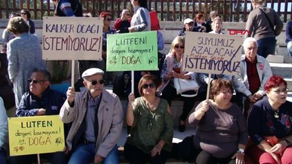 İzmir'de vatandaşlar taş ocağına temsili referandum ile 'hayır' dedi