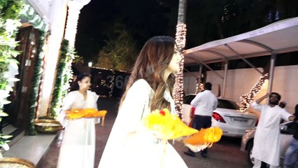 Shilpa Shetty Distributes Diwali Gifts To Media Reporters