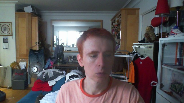 Wiwi égratigne zoné de Barack Adama & Dr Beriz