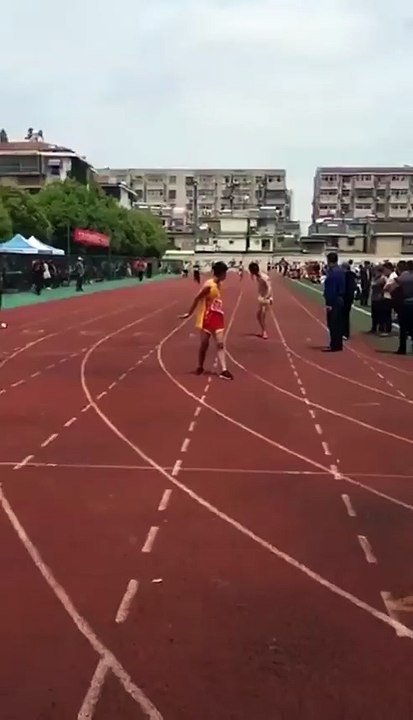 Dude, that ain't your teammate