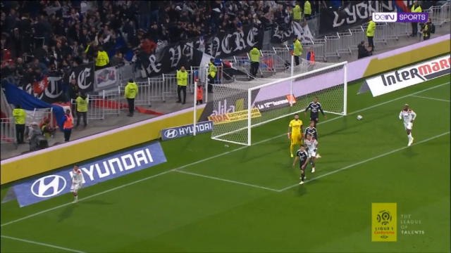 لقطة: الدوري الفرنسي: أعور يمنح ليون الأسبقيّة أمام ضيفه بوردو بفضل تسديدة مُتقنة