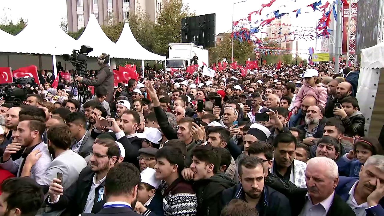 Cumhurbaşkanı Erdoğan: 'Dünya'da, Türkiye kadar kapsamlı sosyal güvenlik politikaları uygulayan başka bir devlet yoktur' (3) - İSTANBUL