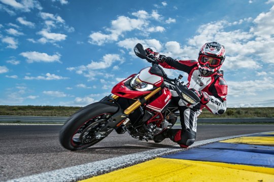 VÍDEO: Ducati Hypermotard 950 2019