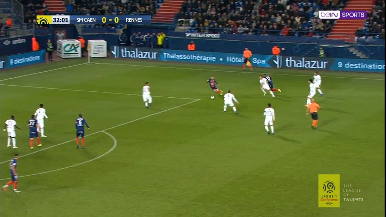 Caen forması giyen Casimir Ninga bu golü kaçırdı