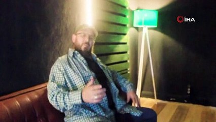 Tarihi Pirinçhan’daki beyaz çelik kapıya klip çekti