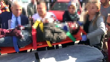 Yol verme kavgası arabanın altında bitti…