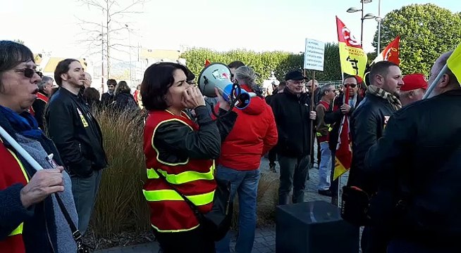 Emmanuel Macron à Pont-à-Mousson : la CGT demande la grève générale