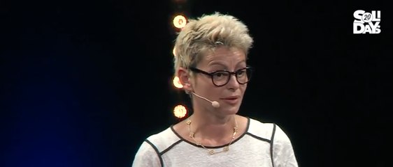 Anne A-R - I am with them, les survivants - Social Club