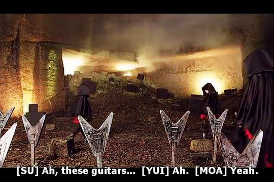 BABYMETAL-SU,YUI AND MOA React to the video Ijime,Dame,Zettai (eng. subtitles)