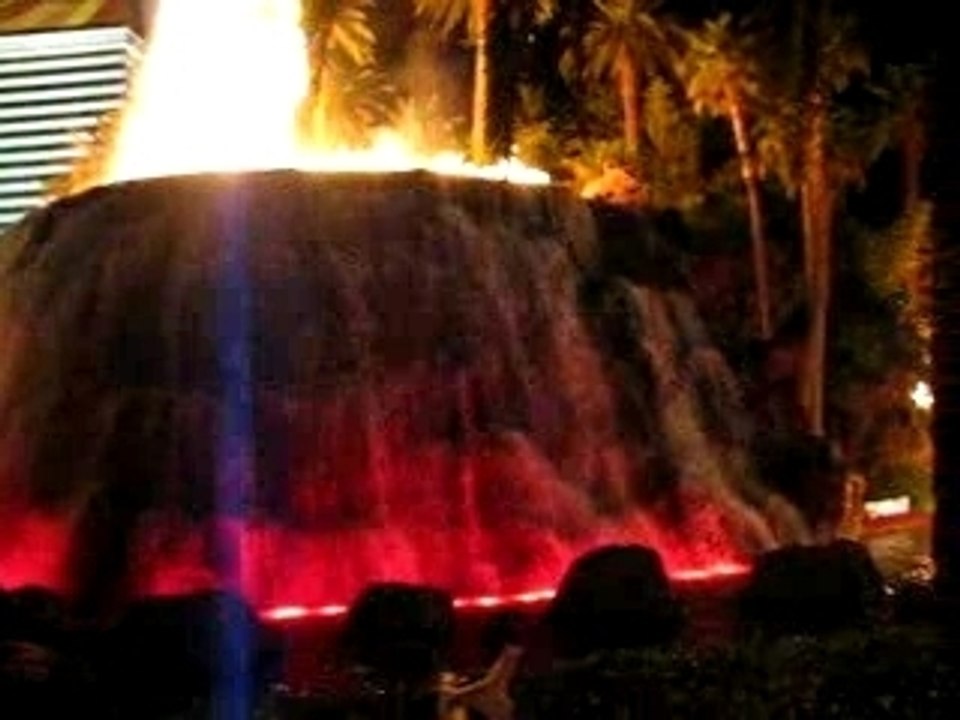 Mirage Volcano Show