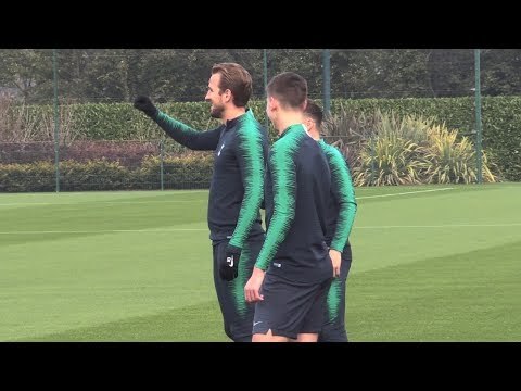 Tottenham Squad Train Ahead Of Champions League Game Against PSV Eindhoven