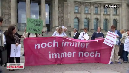 Pédophilie à Berlin : des témoignages choc - L'info du vrai du 05/11 - CANAL+