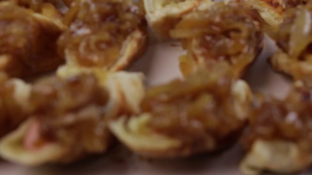 Como fazer salsichas na massa folhada