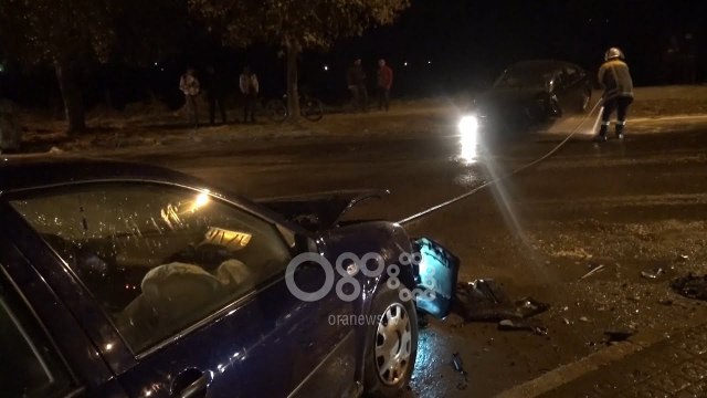 Ora News - Përplasen automjetet në Unazën e Elbasanit, 5 të plagosur