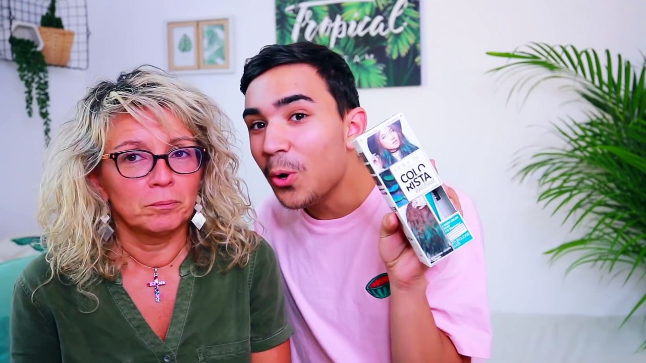 MA MÈRE ME TEINT LES CHEVEUX EN BLEU !! JustJonathan