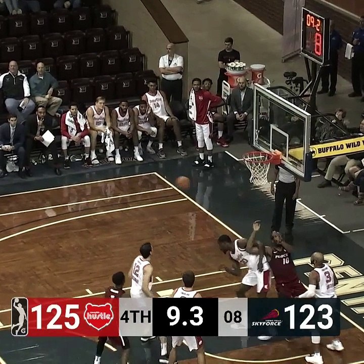 2-Way Players Duncan Robinson And Yante Maten Combine For Game-Wining Shot & Swat!