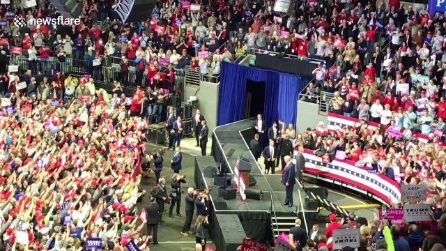 Crowds cheer as Trump makes entrance at Fort Wayne, Indiana rally