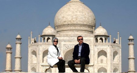 Milyonlarca Müslümanın Yaşadığı Hindistan'da, Tac Mahal'de Namaz Kılmak Yasaklandı!