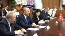 Dışişleri Bakanı Çavuşoğlu, Japonya Ekonomi, Ticaret ve Sanayi Bakanı Sekon ile görüştü - TOKYO