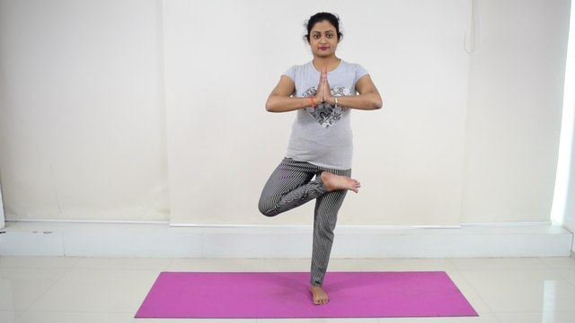 Yoga: पढ़ने वाले बच्चे जरूर करें धुवा आसन | Dhuva Asana | Boldsky