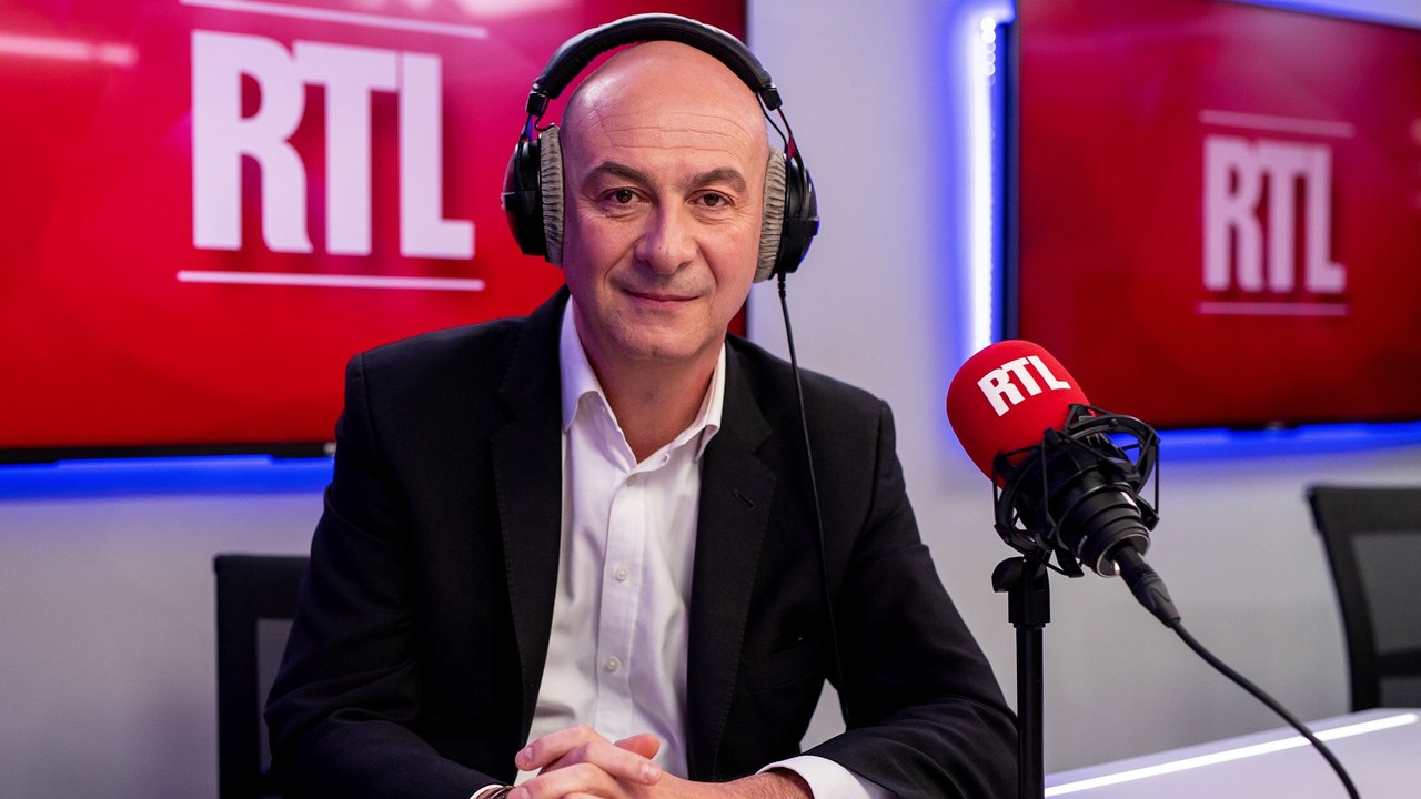 Réforme du transport sanitaire : les petites structures seront perdantes, dit François Lenglet