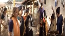 Sabarimala Temple : 52 Year Old Lady offers prayer, Forced to Show Aadhar Card | Oneindia News