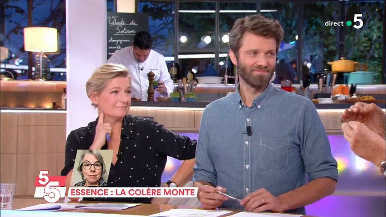Fabrice Lucchini déchainé sur le plateau de "C à vous" évoque Stéphane Bern, Yann Moix et... les impôts ! Regardez