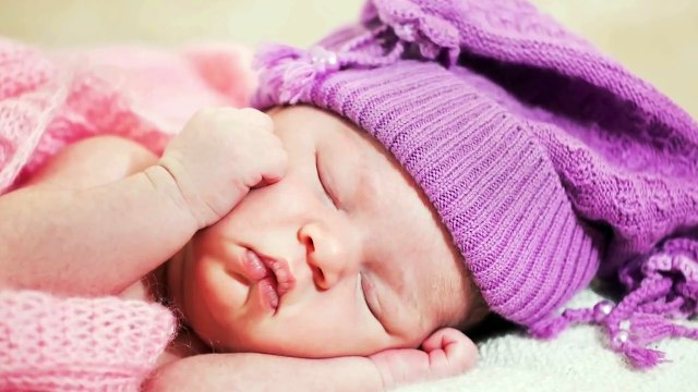 Mis Gibi Uyusun Bebeğim - Sevda Şengüler _ Yepyeni Uyutan Ninni 2016