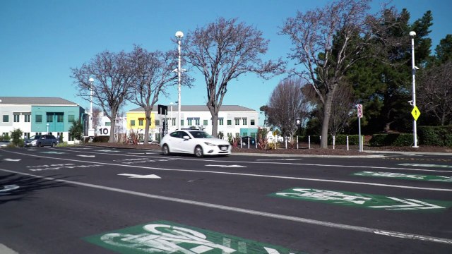 فيسبوك تحجب 115 حسابا عشية الانتخابات النصفية الأميركية