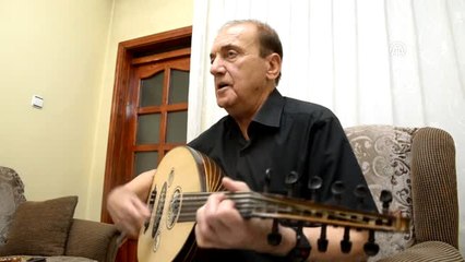 Karanlık Dünyasını Müzikle Aydınlattı