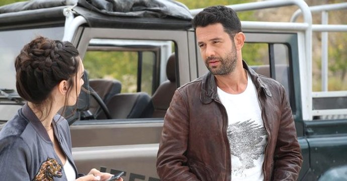 ATV Reyting Rekortmeni Dizisine Acımadı! Aşk ve Mavi Final Yapıyor