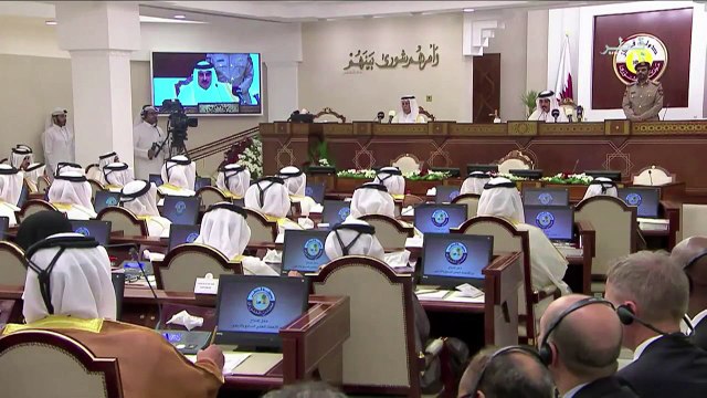 أمير قطر يحذّر من آثار أزمة الخليج ويعتبر أن مجلس التعاون أخفق