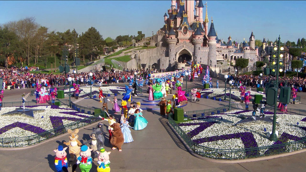 Disneyland Paris dévoile ses trois nouveaux univers !