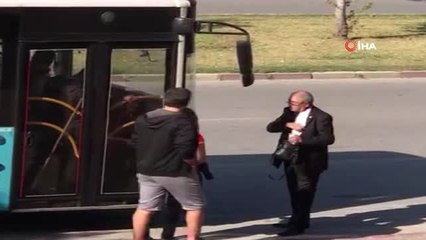 Büyükşehir Gaziyi Araçtan İndiren Şoförü Affetmedi