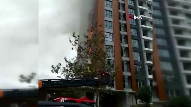 Kaynak Makinesinden Çıkan Kıvılcım 20 Katlı Apartmanın Dış Cephesini Kül Etti