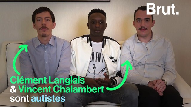 Clément Langlais et Vincent Chalambert, autistes et comédiens dans Chacun pour tous